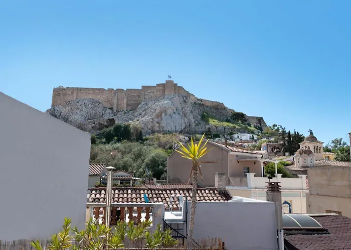 Acropolis Crib Spot